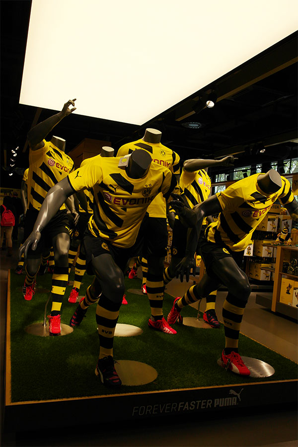 Store displays inside the fanshop